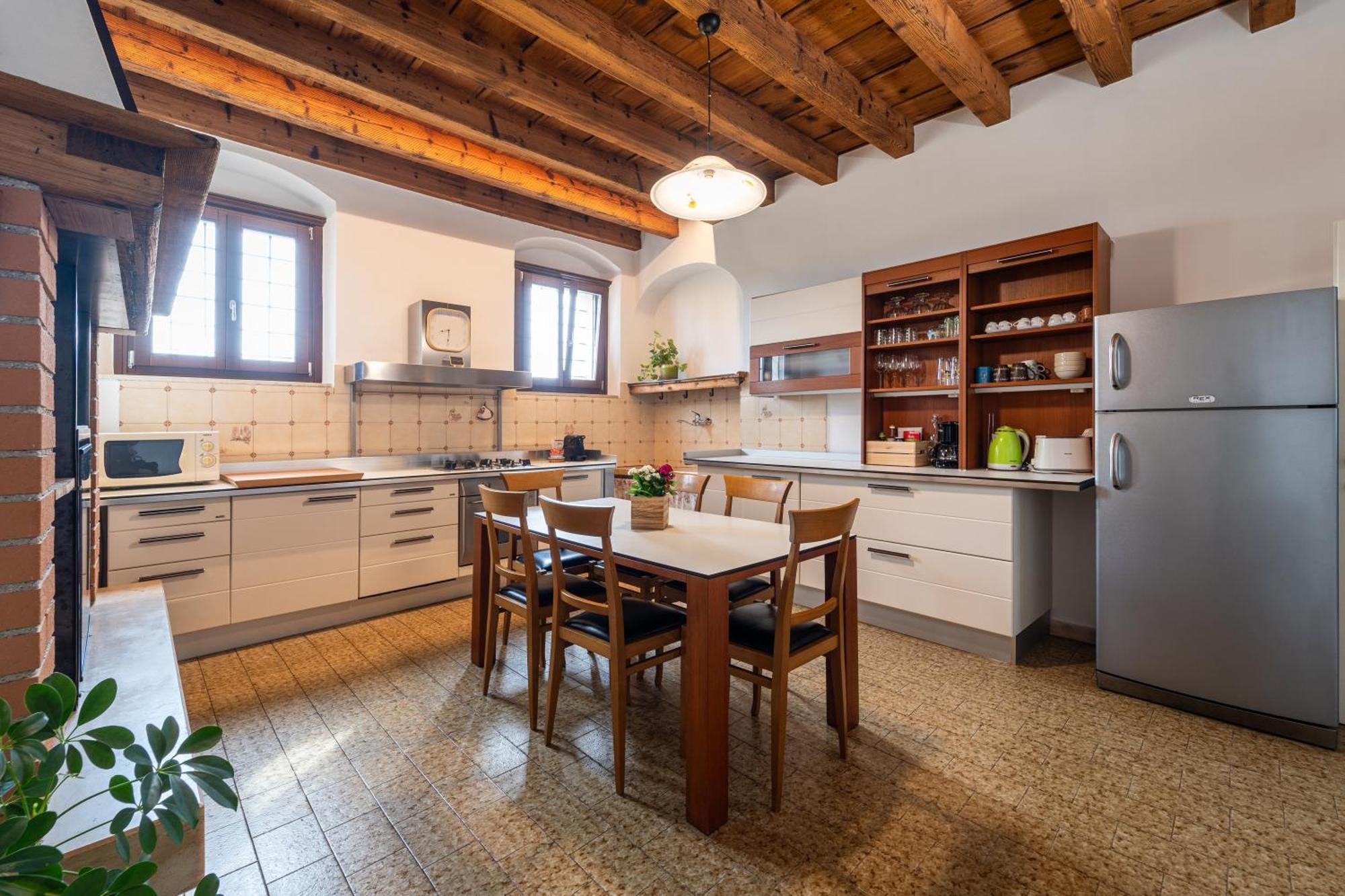 Antico Stemma Corte Meneghella Monzambano Exterior foto